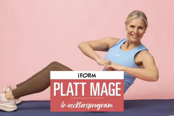 Kvinna tränar för en platt mage. Texten "PLATT MAGE" syns tydligt.